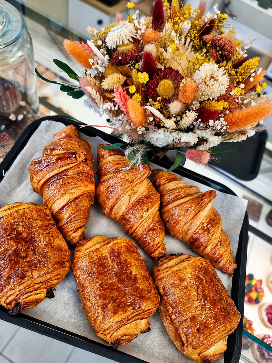 croissants AOP